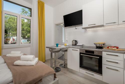 Lux Apartments