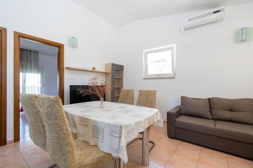 Apartments By The Sea Tkon, Pasman - 19914