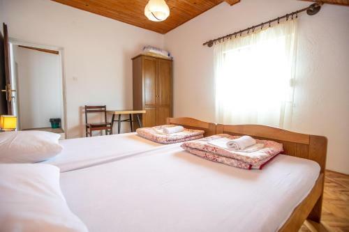 Apartments Skeva