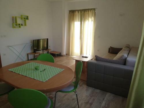 Apartmani I Kamp Turanj-?amuga
