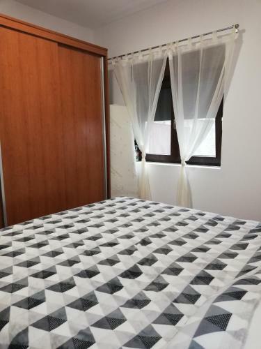 Apartmani I Kamp Turanj-?amuga