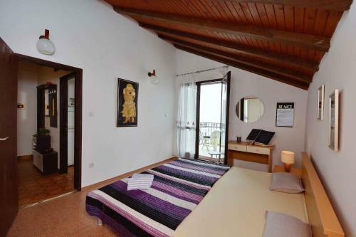 Apartment In Ugljan - Insel Ugljan 41706