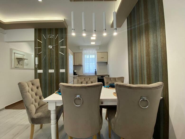 Apartamento Sunshine Homes Zam�rdi