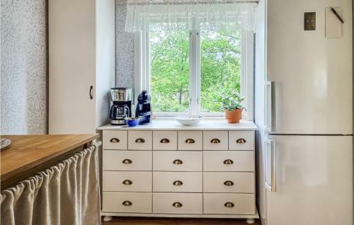 Nice Home In K�llby With Wifi And 2 Bedrooms