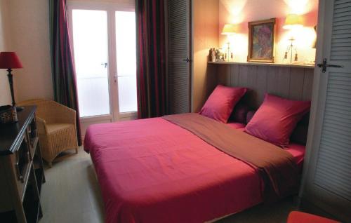 Holiday Home Chemin Du Clos Des Grennettes
