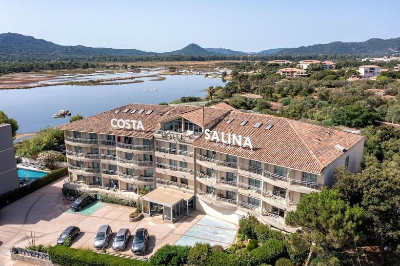 Hotel Costa Salina
