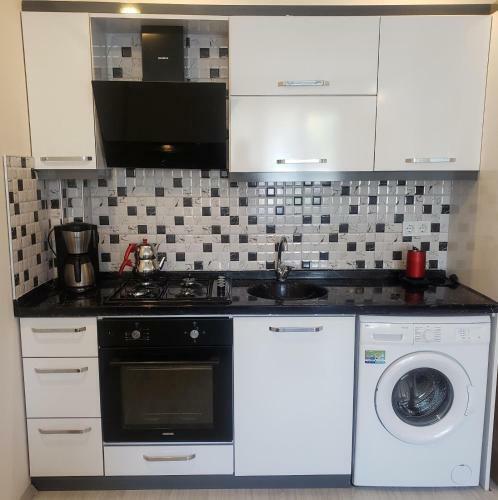 Lovely 1 Bedroom Apartment With Swimming Pool