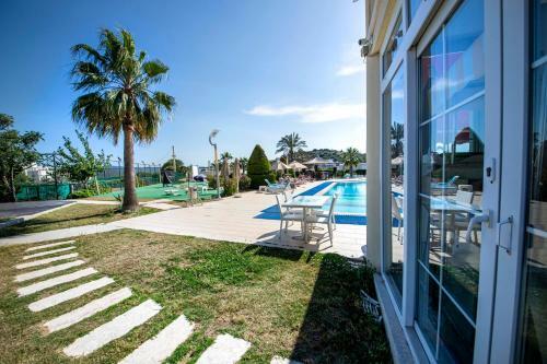 Apartamento Marvelous Flat 650 M To The Beach With Shared Pool And Terrace In Bodrum