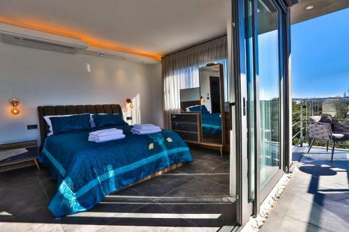 Villa Ayuda Luxury 3 Bed Spa Retreat