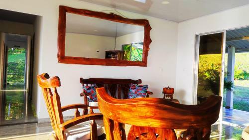 Acogedora Casa De Campo Con Vista A La Monta�a