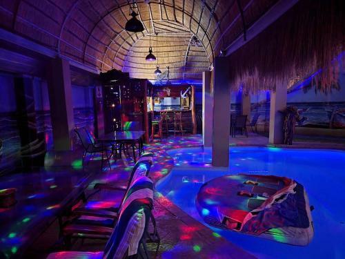 The Log Cabin Apartments Hotel