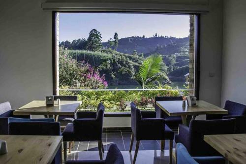 Villa Mansi�n En Guatap� - Colombia