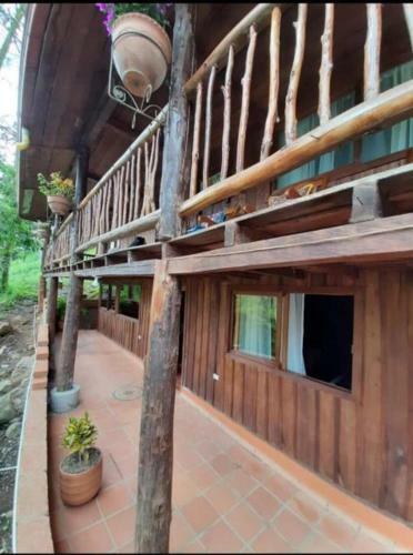 Albergue Hostal Gallito Roca