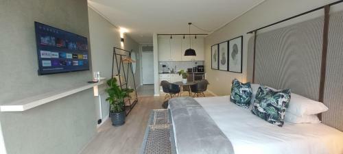 Luxurious Brookes Hill Self Catering Apartment