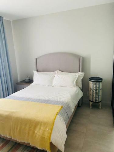 Stylish 3-bedroom Apartment In New Estate Complex