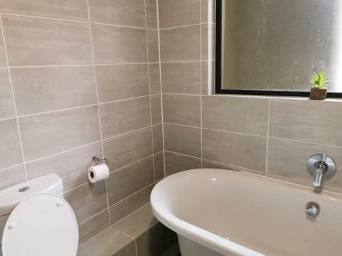 Apartamento An Upmarket 3 Bedroom Waterfall - Teasa Group