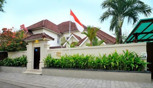 Huge 4 Bed Villa Space Galore, Walk To Beach