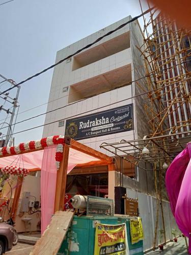Hotel Rudraksha Continental By Wb Inn