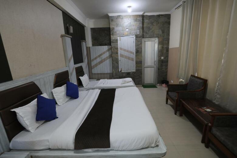 Mahadev Hotel And Resorts