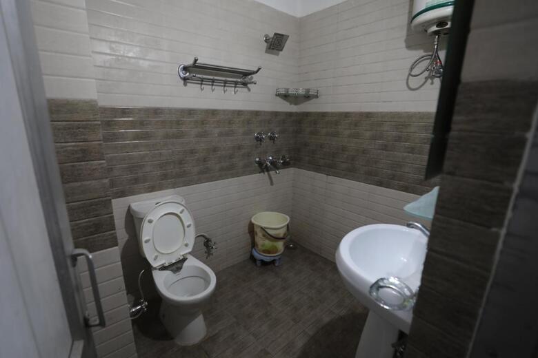 Mahadev Hotel And Resorts