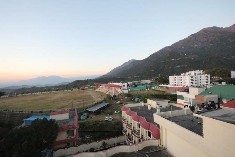 Mahadev Hotel And Resorts