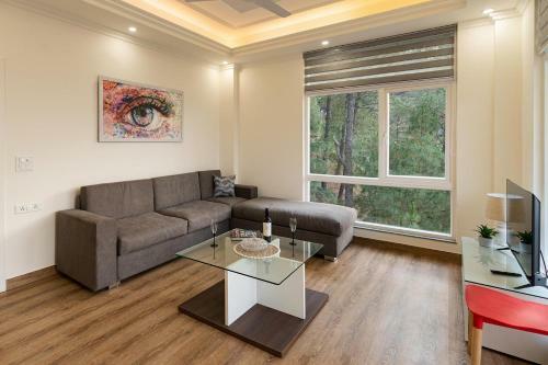 Villa Stayvista At Pristine Pines