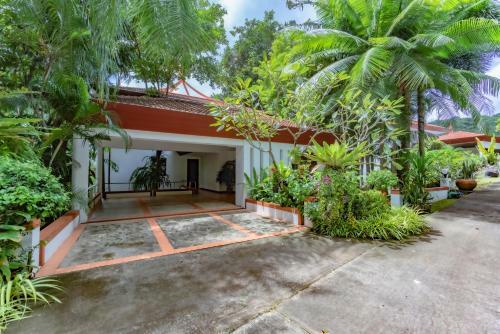 Pagoda Sea View Hills - Private Pool Villa, Kata Beach