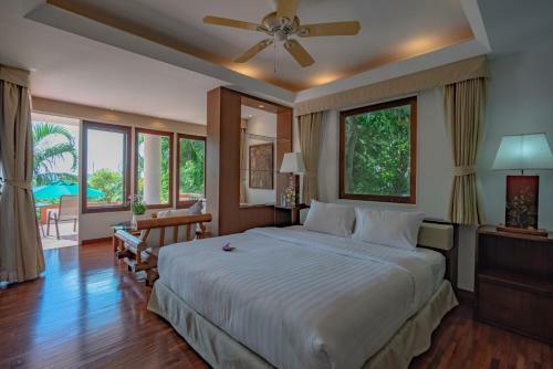 Pagoda Sea View Hills - Private Pool Villa, Kata Beach