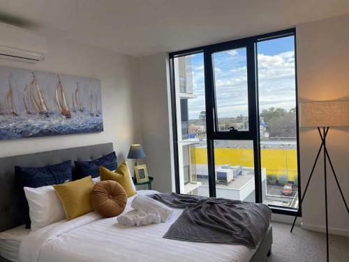 Oakleigh Stylish 3 Bedrooms Apartment 4c