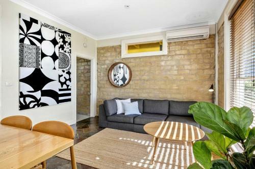 Waterview- Queenscliff, Bay Views, Pet Friendly