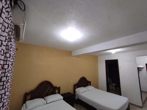 Hotel Roble Zihuatanejo