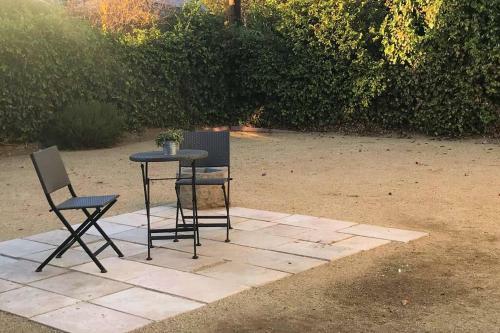 Beach Home In Sherman Oaks!