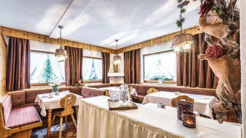 Bed & Breakfast Landhaus H�ttl