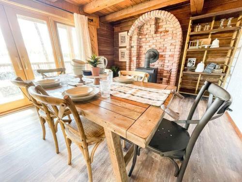 Villa Private Mountain Cabin! King Bed * 3 Acres Game Rm