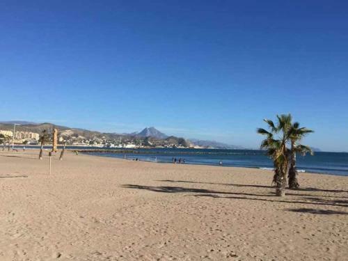 Lovely 2 Bed Apartment With Communal Pool El Campello