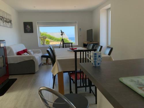 Magnifique Villa Face � La Plage De Pors Piron