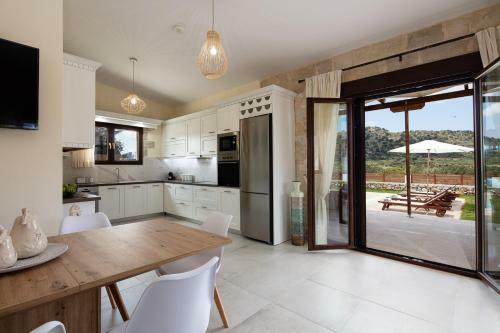 Villa Unique Stonebuilt Rural Retreat With Private Pool!