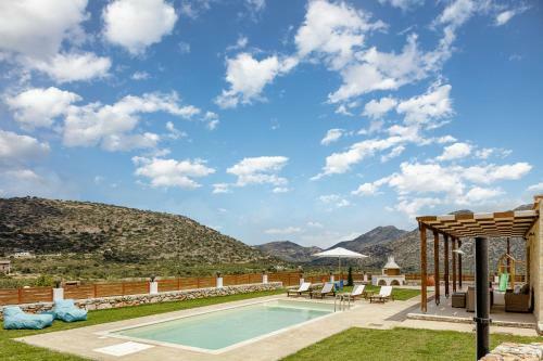 Villa Unique Stonebuilt Rural Retreat With Private Pool!