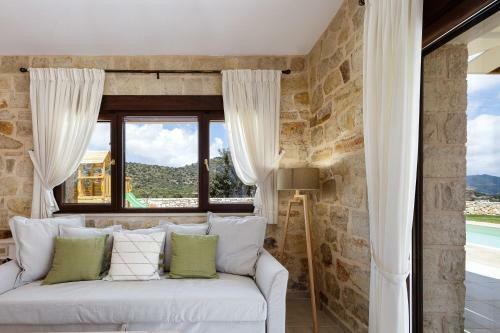 Villa Unique Stonebuilt Rural Retreat & Private Pool II