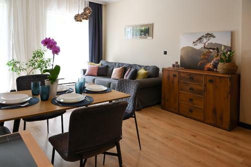 Praktyczny Apartament Z Cichym Tarasem