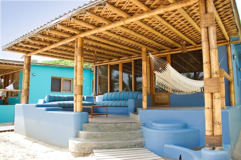 Hotel Punta Sal Suites & Bungalows Resort
