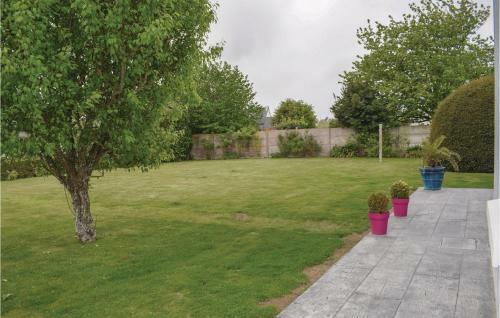 Holiday Home Plurien H-666