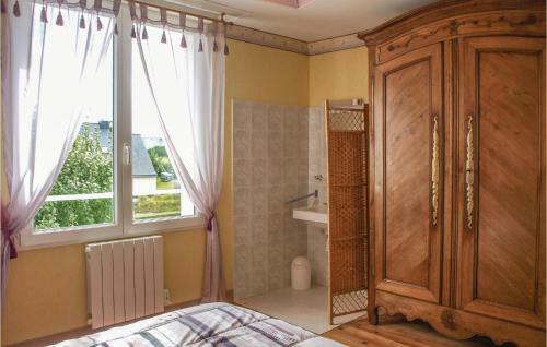 Holiday Home Plurien H-666