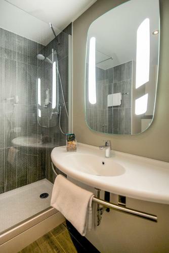 Hotel Ibis Paris Le Bourget