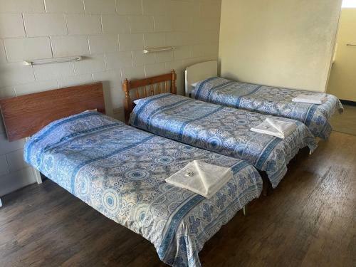 Sawmill Hotel Motel