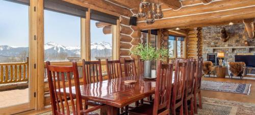 Campbell Peak Retreat By Exceptional Stays
