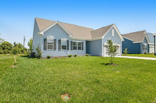 Parkside At Bethany --- Peregrine Way