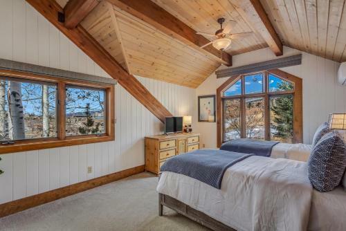#1034- Ski In, Ski Out Home On The Slopes