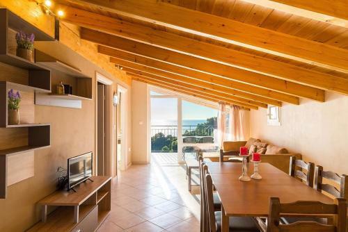 Luxury Loft Apartment - Pelekas Beach, Corfu