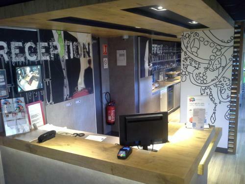 Hotel Ibis Budget Versailles Chateau